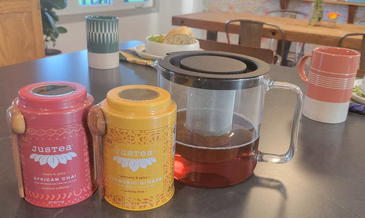 Simax Exclusive - Blown Glass Teapot w/ Infuser, 1.35 Qt